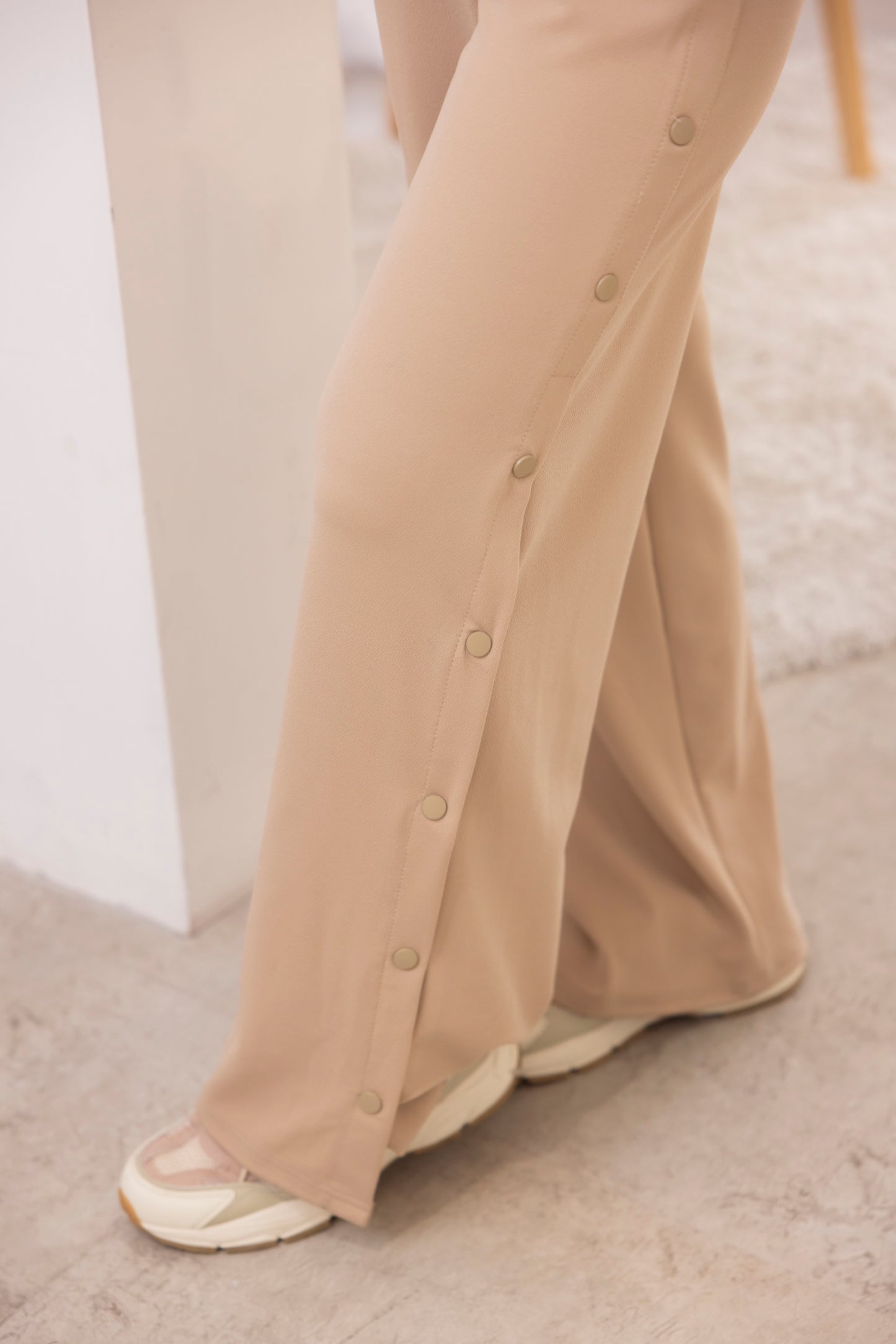 Pantalón Beige