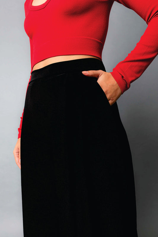 Pantalón Negro Básico